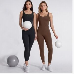 Women's Jumpsuit. NWT